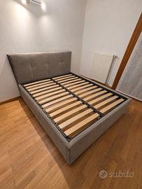 Struttura letto contenitore con doghe