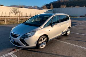 Opel zafira tourer cosmo 2.0