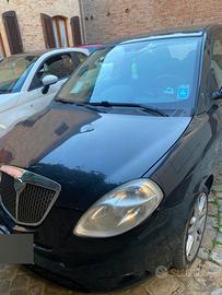 Lancia Y