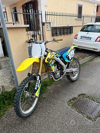 suzuki rmz 250 cross