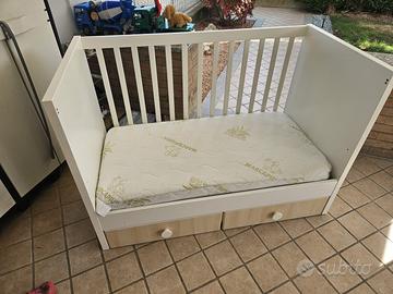 Lettino  0-3 anni trasformabile con materasso
