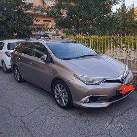 Toyota Auris Touring Sports 1.8 Hybrid Active