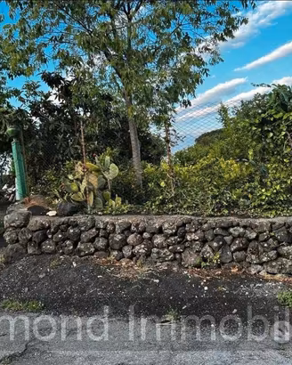Terreno edificabile con rudere a Macchia di Giarre