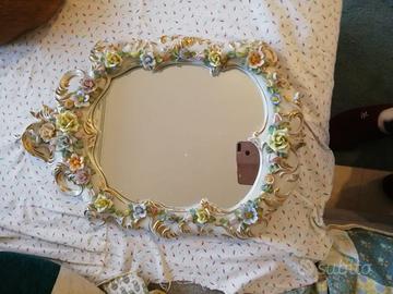 Specchio in ceramica CAPODIMONTE