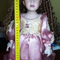 Bambola porcellana abito rosa