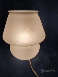 Lampada da tavolo o da comodino  