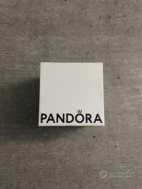 Anello pandora