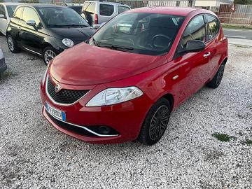 Lancia Ypsilon 1.3 MJT 16V 95 CV 5 porte S&S Gold