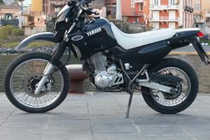 YAMAHA XT 600 E ANNO 2002