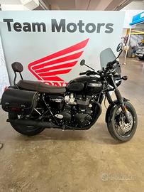 Triumph Bonneville T120 Travel Edition