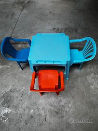 Tavolino + 3 sedie bimbi plastica ProGarden