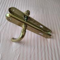 Maniglie per finestre e porte finestre