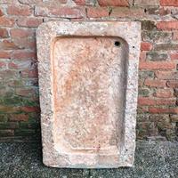 Antico Lavabo in Marmo