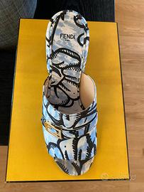 Sandali di Fendi