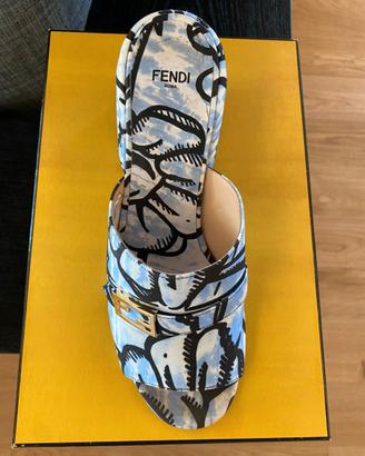 Sandali di Fendi