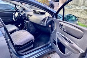 CItROEN C4 Coupe 1.6 hdi