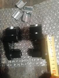 Riser, retrovisori, manubrio e cupolini.