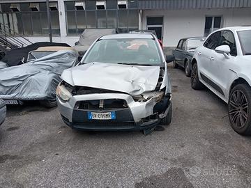 MITSUBISHI Colt 6ª serie - 2009