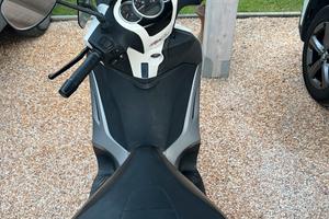 Piaggio beverly 350