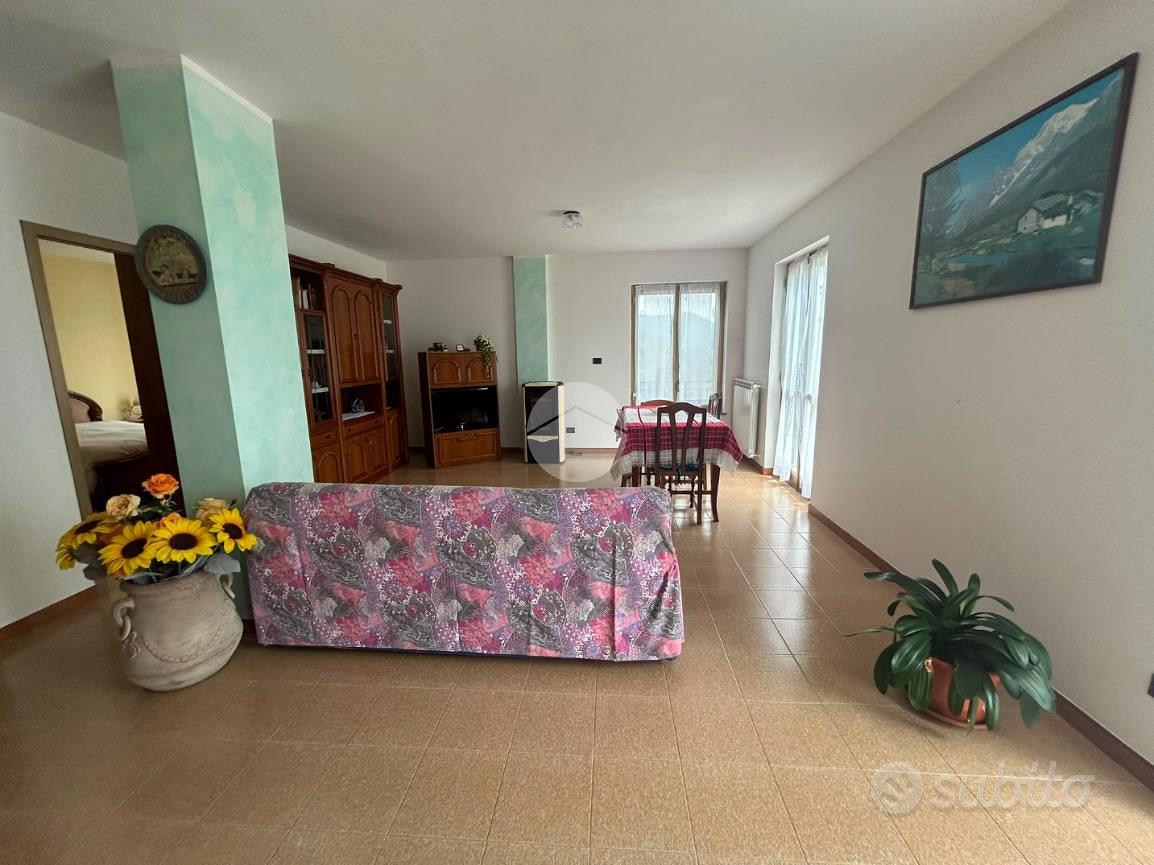 VILLA A SCHIERA D'ANGOLO A FRASSINETTO - Vista 6