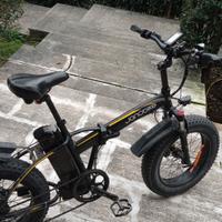 fat bike elettrica pieghevole 48 volt