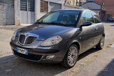 Lancia Ypsilon 1.2 benz 80cv Platino