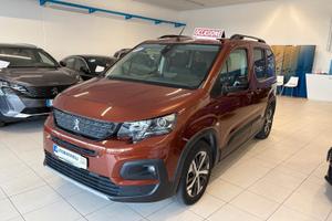 Peugeot Rifter GT motore elettrico 136 CV 50 kWh S