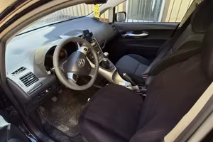 Toyota Auris 2.0 diesel
