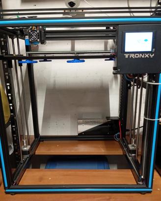 Stampante 3D Tronxy X5SA con estrusore Titan.