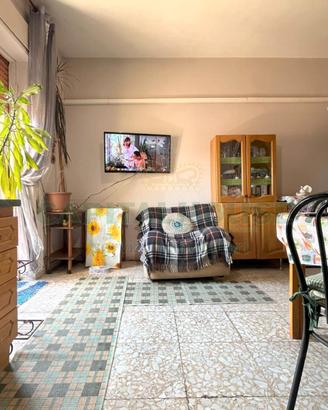 S1- trilocale in condominio da ristrutturare