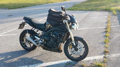 Triumph Street Triple 675 - Anno 2010