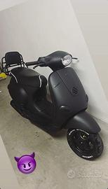 VESPA ET2 50 APPENA VERNICIATA