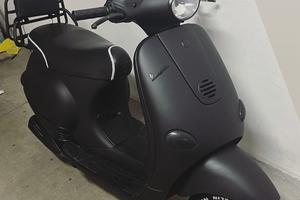 VESPA ET2 50 APPENA VERNICIATA