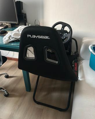 Simulatore playseat challenge + Logitech G29