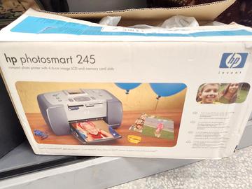 HP Photosmart 245 stampante fotografica digitale