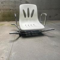 Seggiolino girevole per vasca da bagno