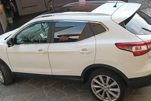 NISSAN QASHQAI 1.6 TEKNA  130 CV  4 X 4 DIESEL