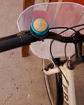 Pescara bici da donna. sono di Pescara porta Nuova