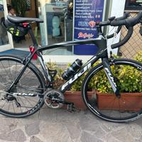 Bici da Corsa Fuji in Carbonio