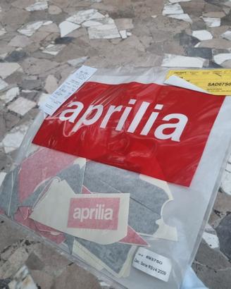Decalcomanie adesivi rsv4 aprilia