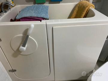 Vasca bagno con acccessori