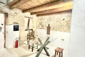 4 LOCALI A CAGLIARI