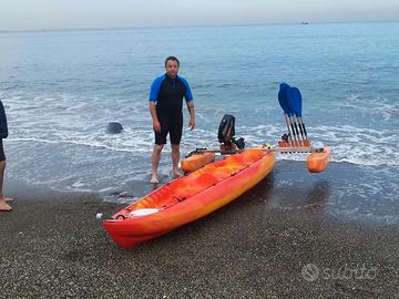 Canoa 3 posti motorizzata