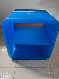 Comodino blu