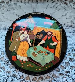 Scatola vintage russa 