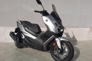 Voge Sfida SR1 125 GT