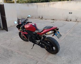 Yamaha R1