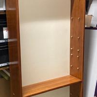 Scaffalatura in legno