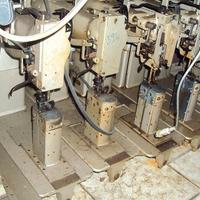 Macchine per cucire a colonna