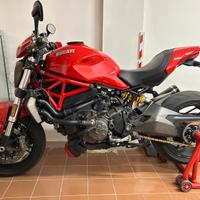 Ducati Monster 1200